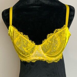 Victoria’s Secret Dream Angels Yellow Lace Bra 34DD – No Padding, Never Worn